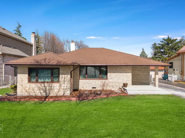 221 E Grantley Ave, Elmhurst, IL 60126