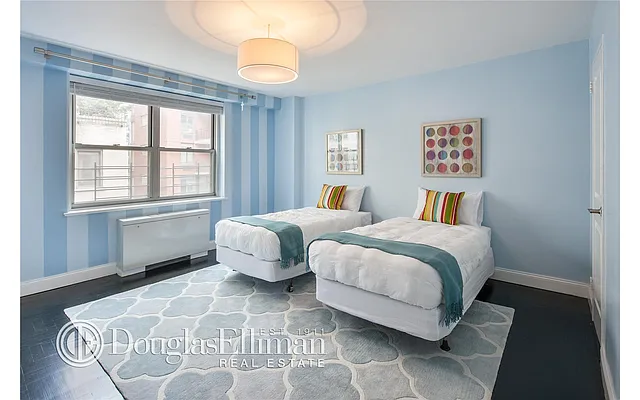 Sold by Douglas Elliman | media 19