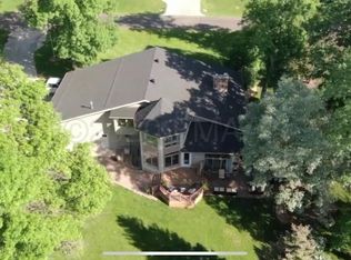 7145 Woodland Cir, Horace, ND 58047