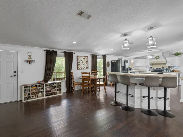 318 Lucas Ridge Ln, Waverly, TN 37185
