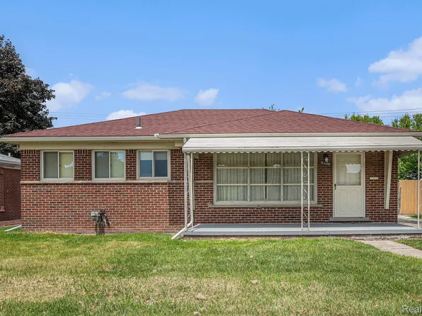 5239 E Thirteen Mile Rd, Warren, MI 48092