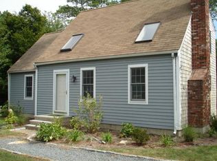 550 Strawberry Hill Rd, Centerville, MA 02632