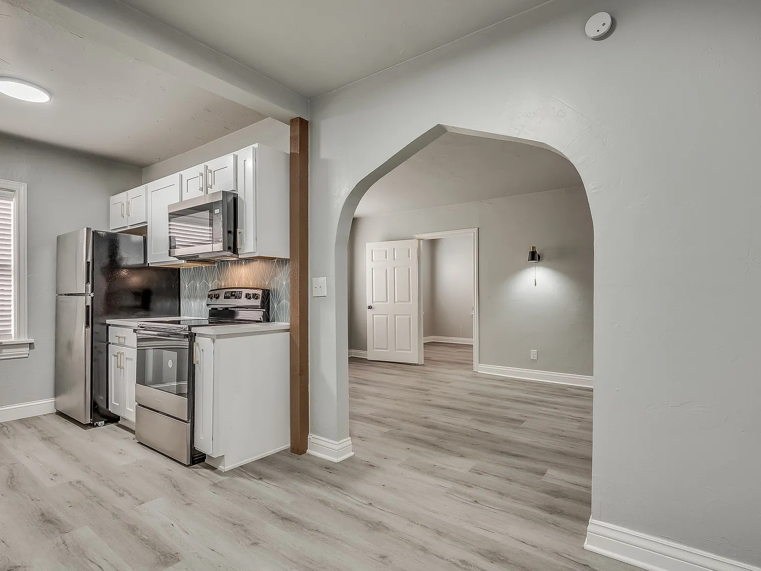 1 bed, 750 sqft, $1,199 — Photo 1