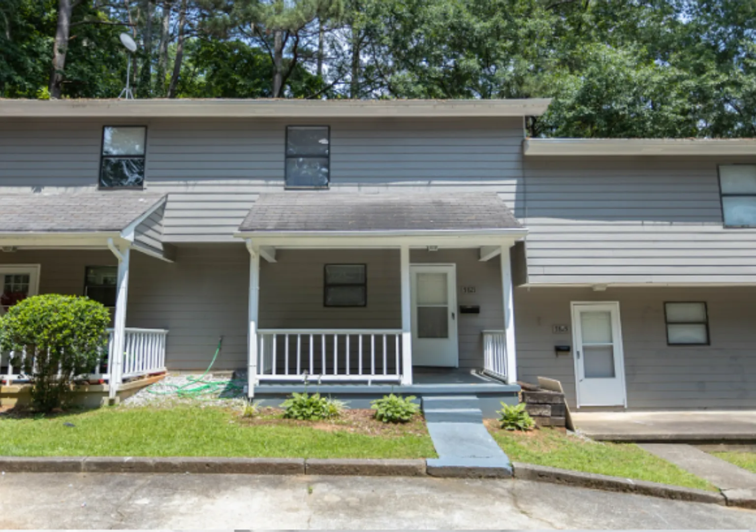 5861 Dunn Rd SW — Photo 2