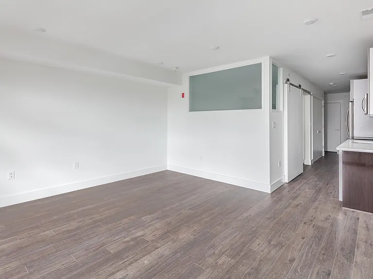 1155 S 15th St — Photo 24