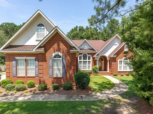 105 Culloden Ct, Dothan, AL 36305