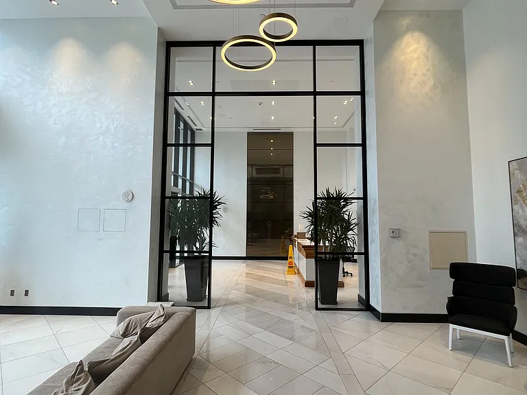 255 Bay St #212 — Photo 2