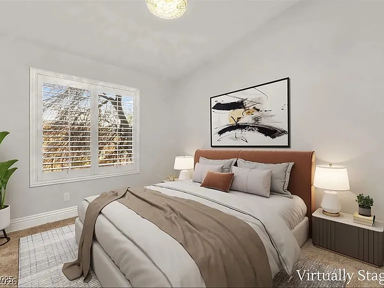 8528 Sierra Cima Ln — Photo 10
