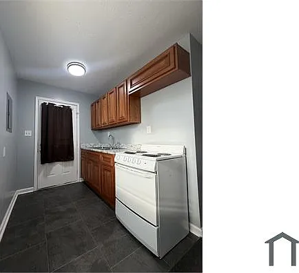 1439 S 32nd St #2 — Photo 3