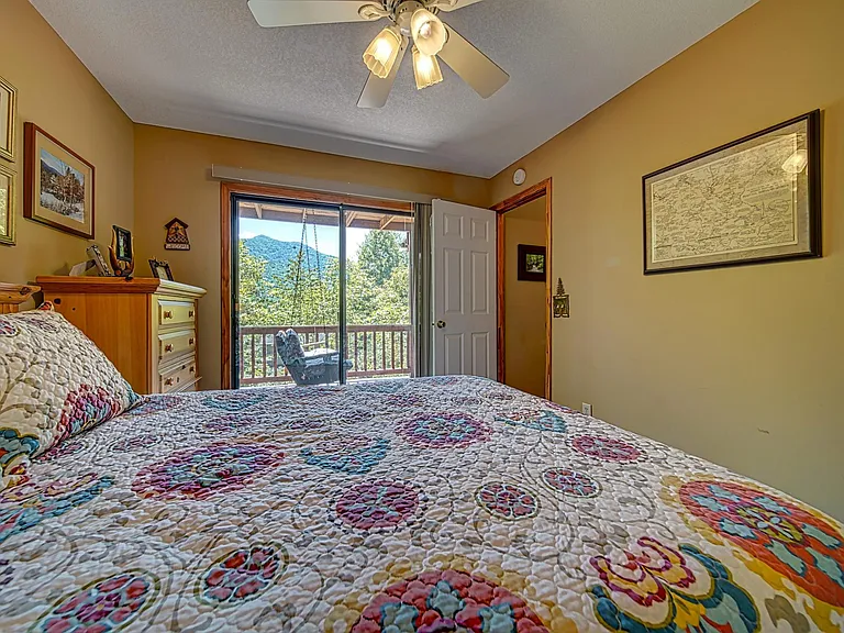 738 Laurel Hill Rd — Photo 16