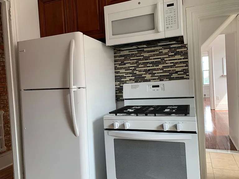 1026 N Randolph St #A — Photo 16