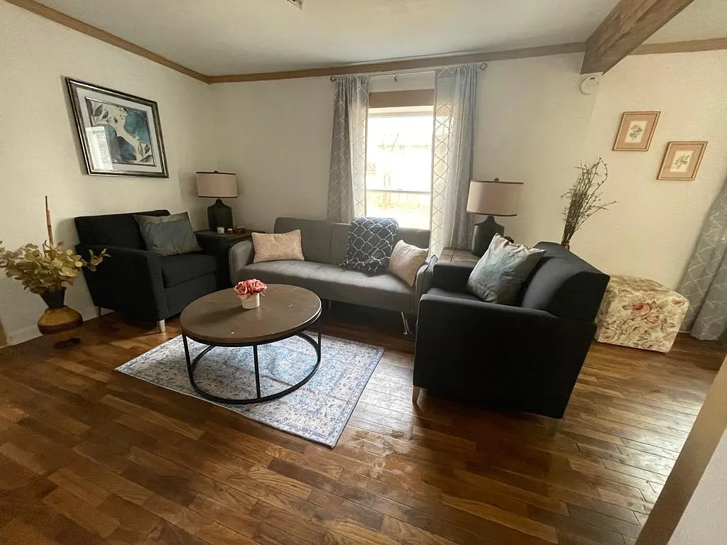 3143 Birch Row Dr — Photo 3