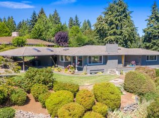 1206 SW 170th St, Normandy Park, WA 98166