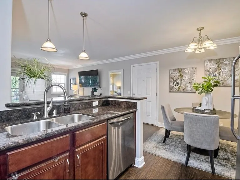 506 Canyon Dr #28 — Photo 7