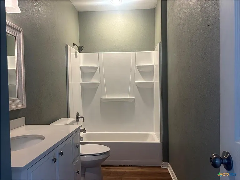 1333 Main St — Photo 7