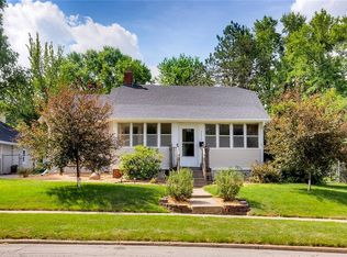 3802 Madison Ave, Des Moines, IA 50310