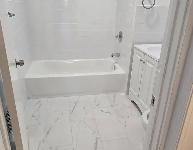 37-39 W Raymond St — Photo 15