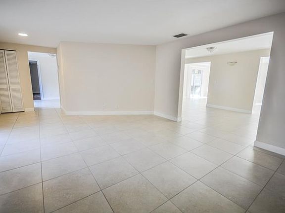 4th image of 8326 Terracewood Cir