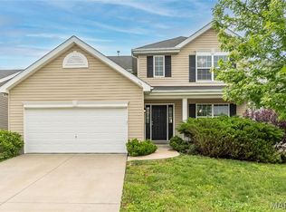 2781 Cedar Grove Dr, Belleville, IL 62221