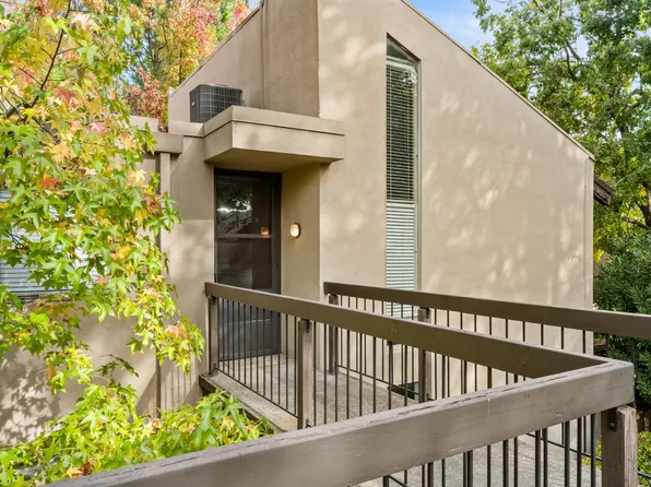 606 Woodside Sierra Unit 6, Sacramento, CA 95825