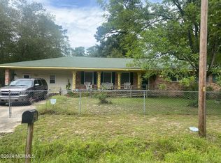 27 Vermont Ave, Washington, NC 27889