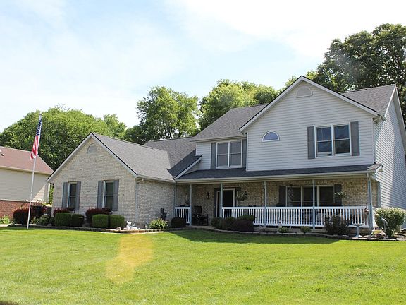 3rd image of 1070 Winston Ln