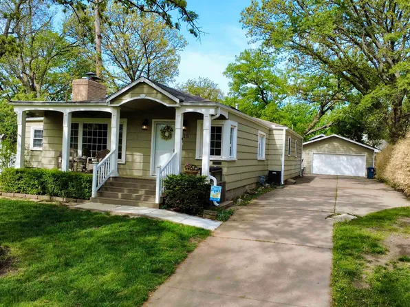 115 N High St, El Dorado, KS 67042