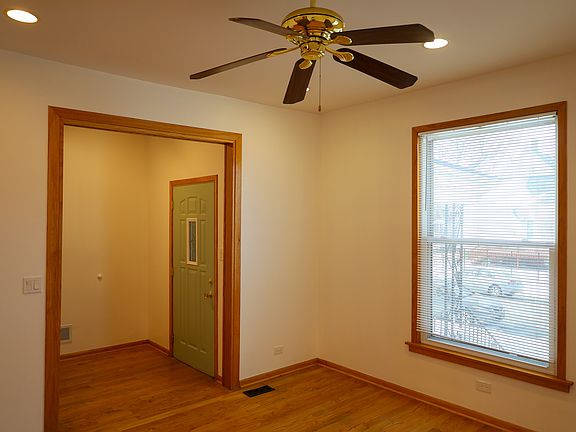 3rd image of 4505 N Laporte Ave #1