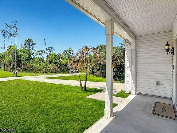 3rd image of 3036 Harvard Cir