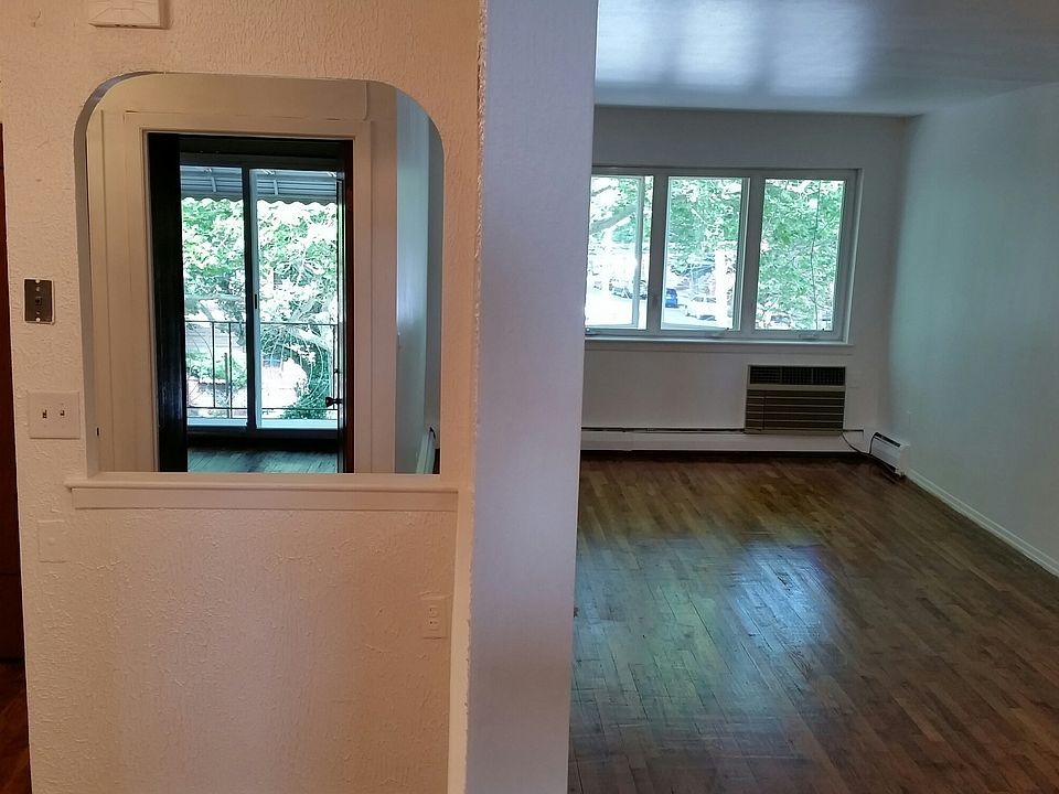 1st image of 7228 Avenue M #2