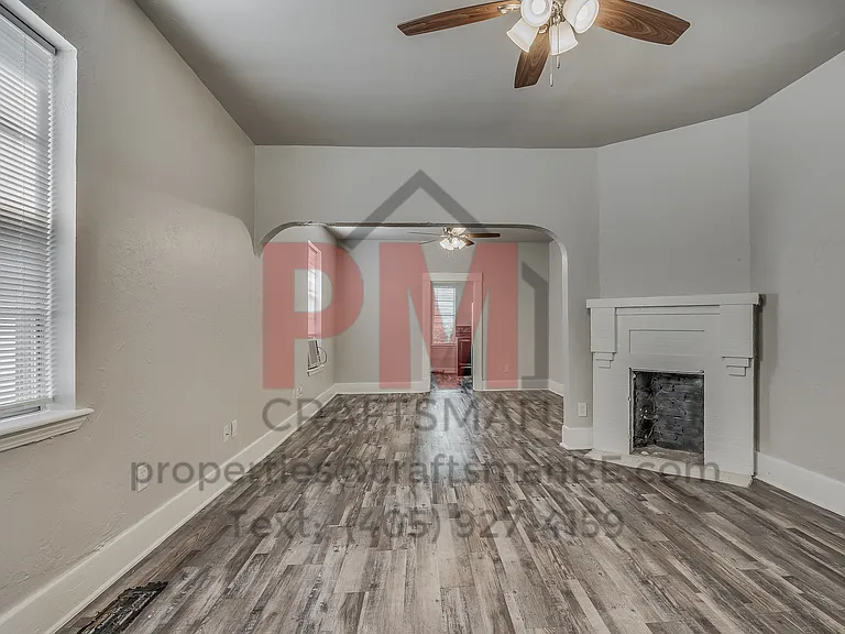 1226 NW 8th St — Photo 15