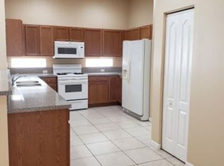114 Canterbury Pl, Royal Palm Beach, FL 33414