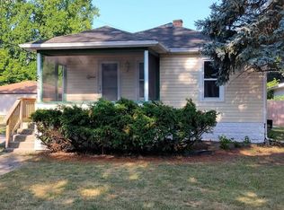 214 N Ash St, Hobart, IN 46342