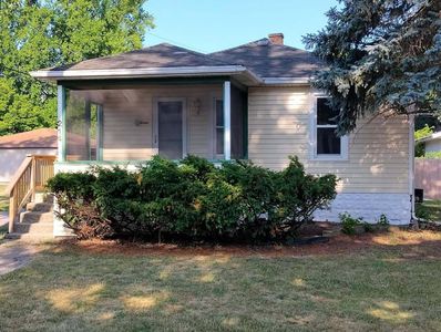 214 N Ash St, Hobart, IN, 46342