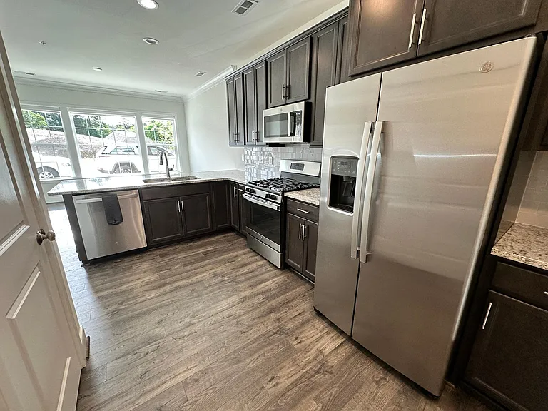 Large fridge, granite island