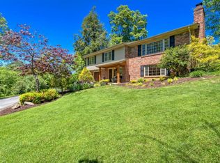 157 Woodland Dr, Bristol, VA 24201