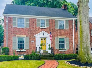 20629 Erie Rd, Rocky River, OH 44116