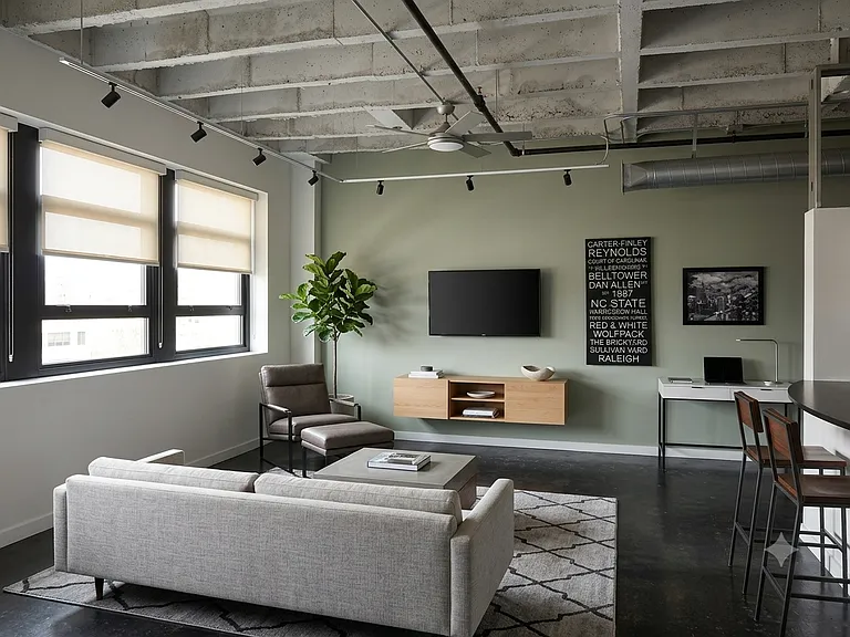 878 Peachtree St NE #707 — Photo 1