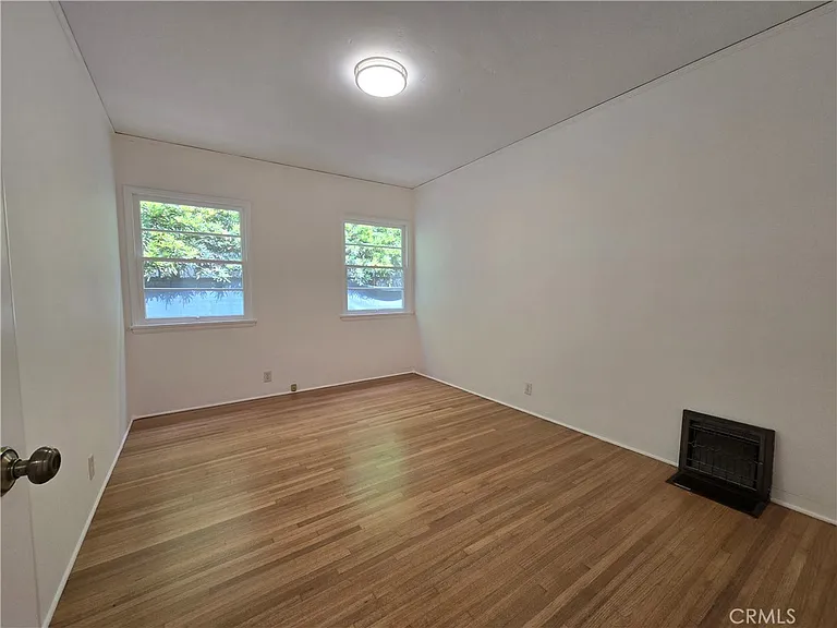 240 Euclid St — Photo 18