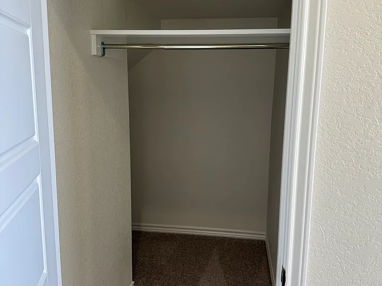 223 W Low Cascade Dr — Photo 4