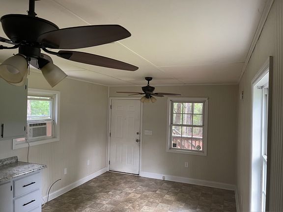 5th image of 70 Hazel Farm Rd