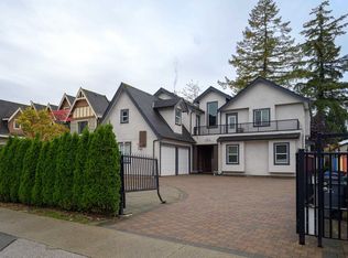 10873 132nd St, Surrey, BC V3T3W6