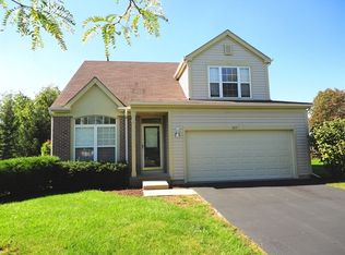 1613 Gleneagle Ct, Carpentersville, IL 60110