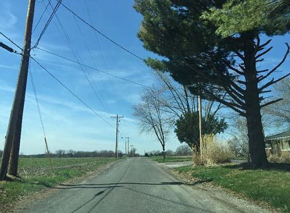 2nd image of 1802 Winter Ln
