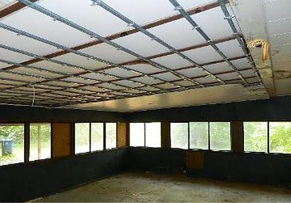 3rd image of 3561 Old Mooringsport Rd