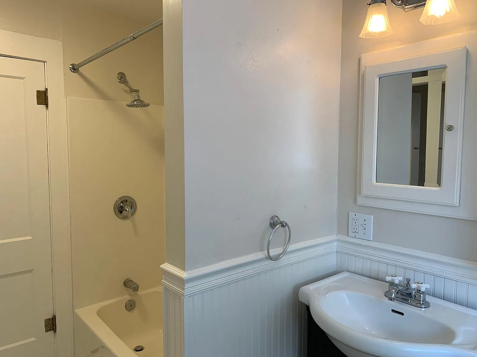 2 bed, $1,695 — Photo 3