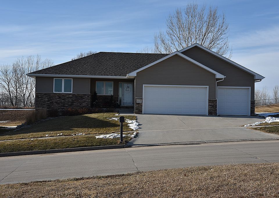1st image of 4117 Fieldcrest Dr