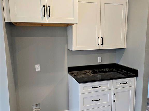 5th image of 97 SE 451st Rd