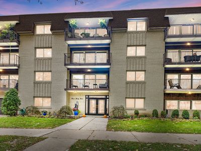 339 Home Ave APT 3C, Oak Park, IL, 60302