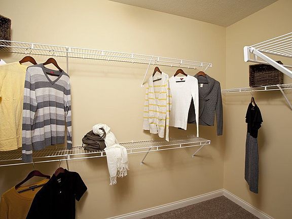 Huge owner's suite walk-in closet
